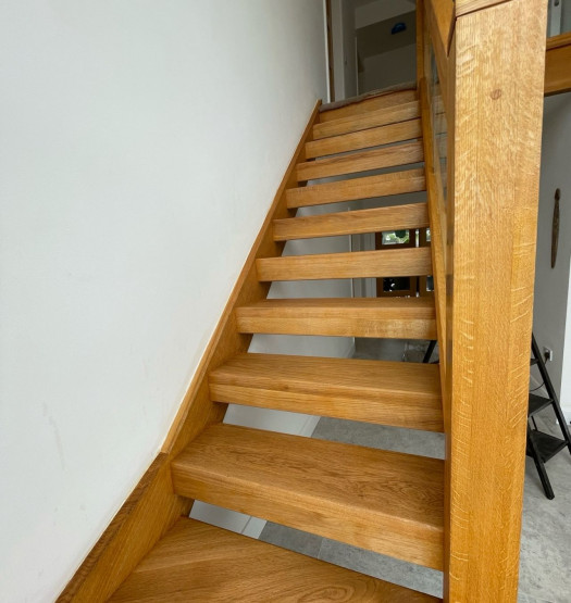 Staircase Chesterfiled_b